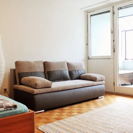 Luwiana Apartment *
